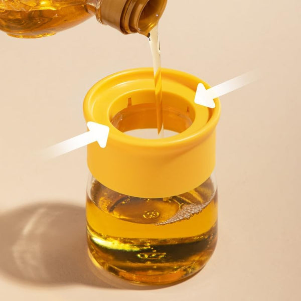 Amazing Oil Dispenser with Silicone Brush | ⏰Limited Period Offer⏰